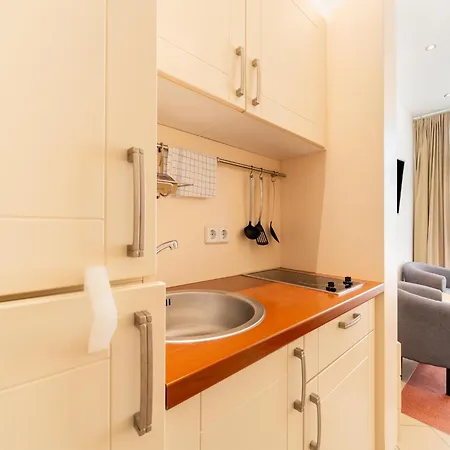 Elegant Eingerichtete Appartement *